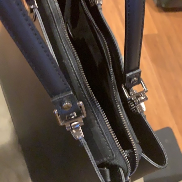 Cielo Celeste Genuine Leather Purse - Picture 3 of 6